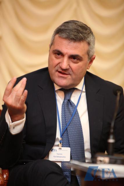 Голова Спостерженої Ради Піреус Банку в Україні Янніс Кіріакопулос 